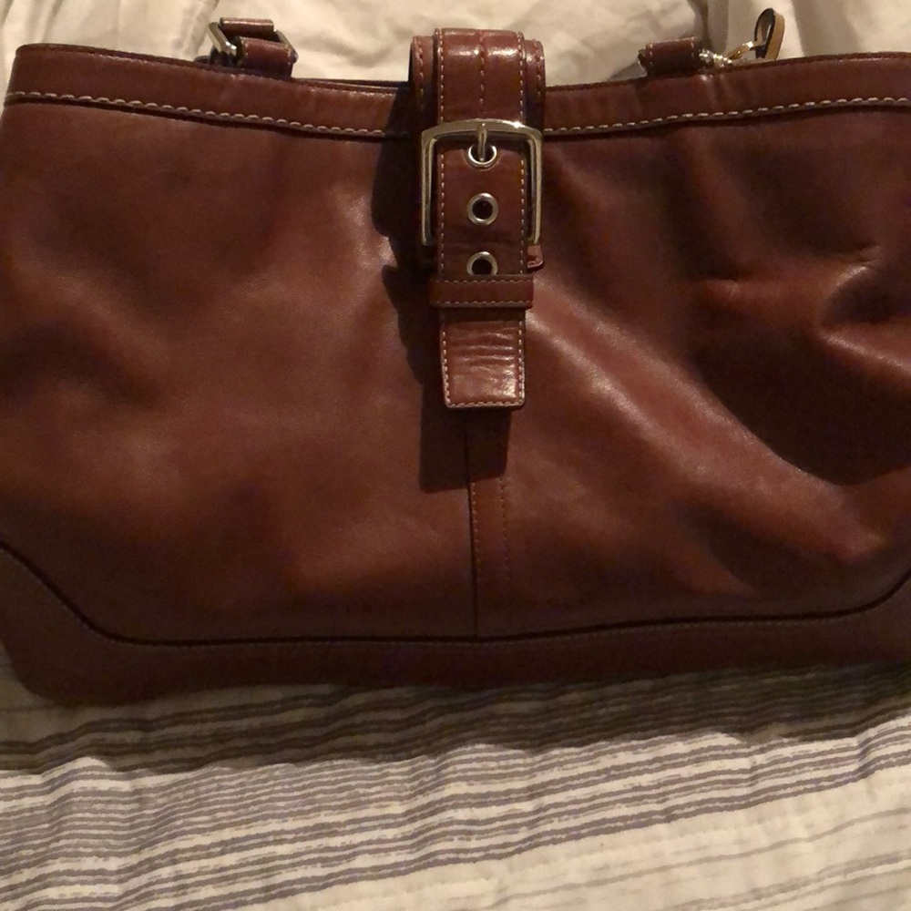Coach leather large Hampton